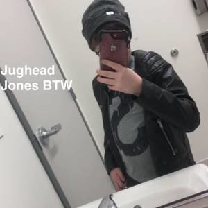 Meet your Posher, Seth